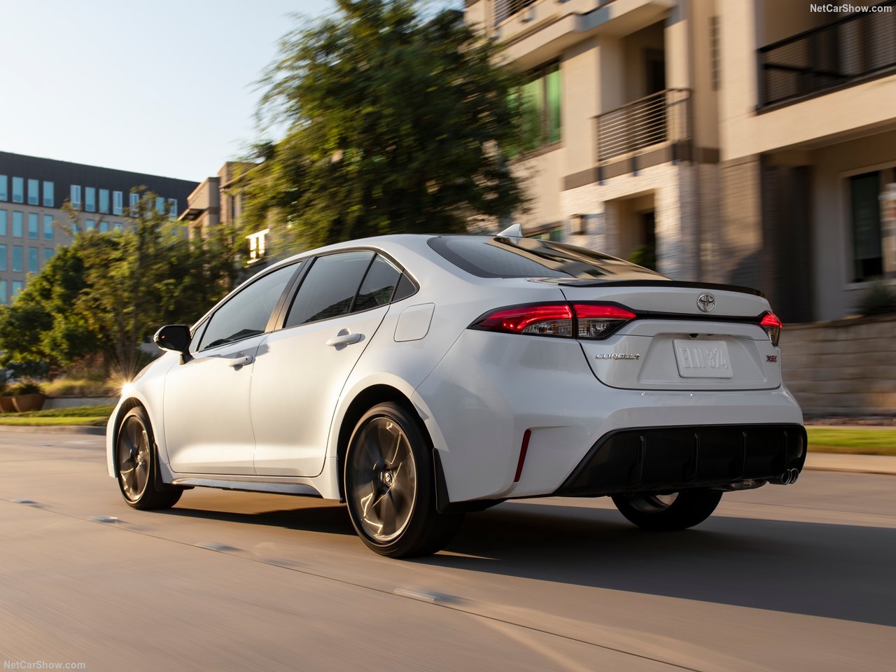 تويوتا كورولا 2023 Gallery Image